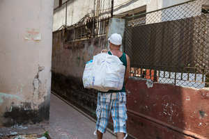 Delivering meals daily to Cubans with hunger