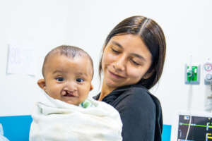 Dilan and his mother Ana before Surgery