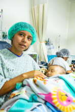 Dilan and Ana in the recovery room