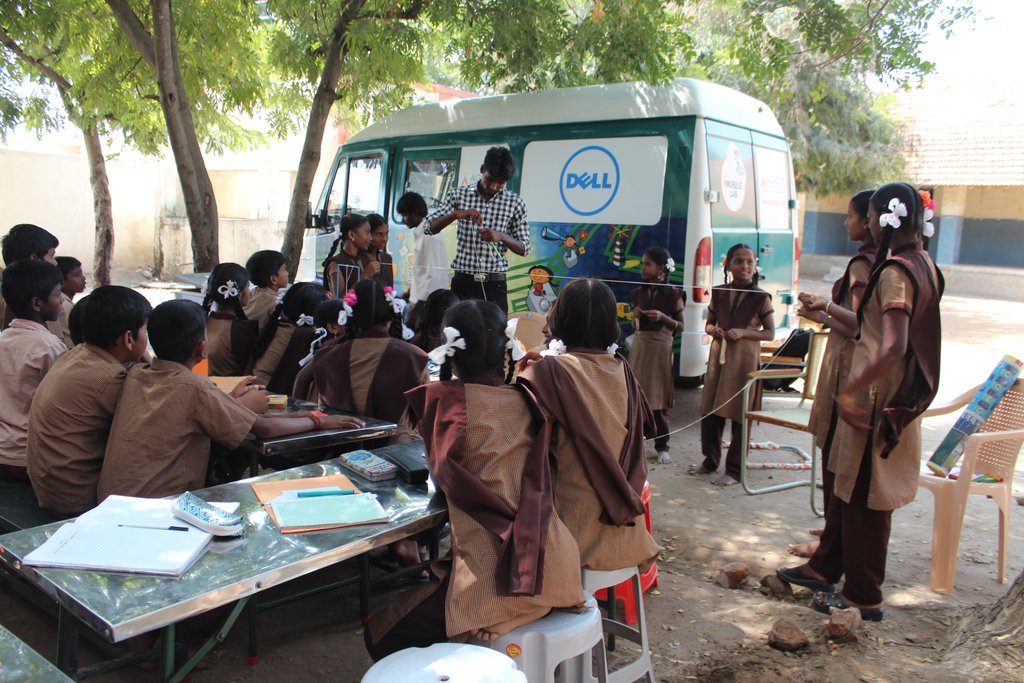 $1 Science and Art lessons for 1800 kids in India