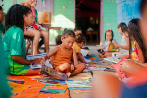 Girl attended by one of Vaga Lume's libraries