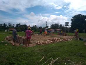 Local residents and labours starting the construct