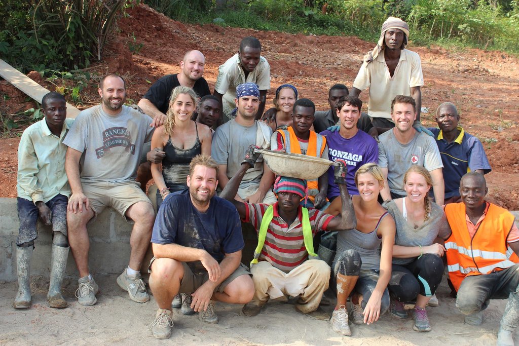 New school for children in Anum Apapam, Ghana