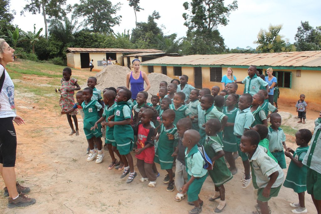 New school for children in Anum Apapam, Ghana