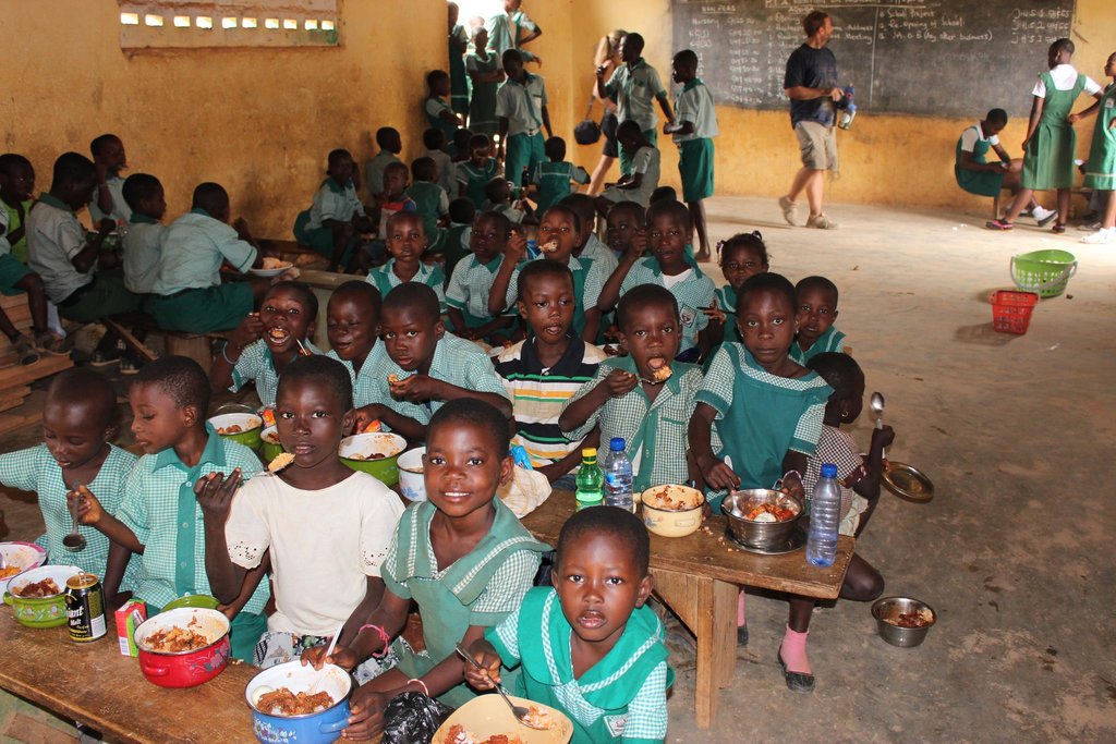New school for children in Anum Apapam, Ghana