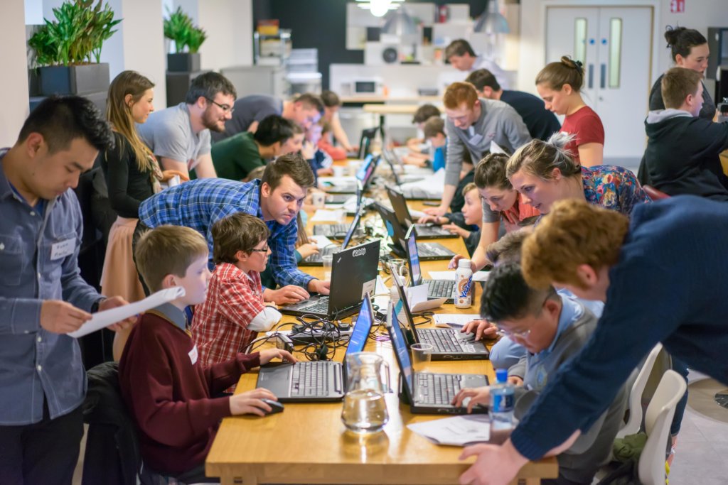 CoderDojo - Support kids learning to code globally