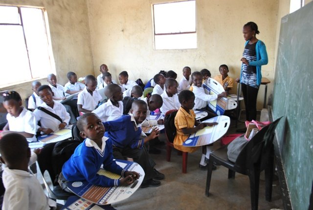 Provide 2,000 Tutudesks to children in Africa