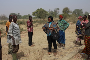Farmers Discussing Strategy for New Weir in Sisene