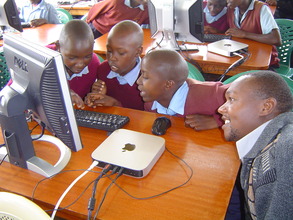 Computer class for Sofia PS students