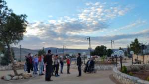 100-200 people visit each night!