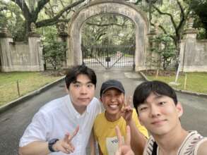 Group photo in Savannah with NaHyeon and Grace