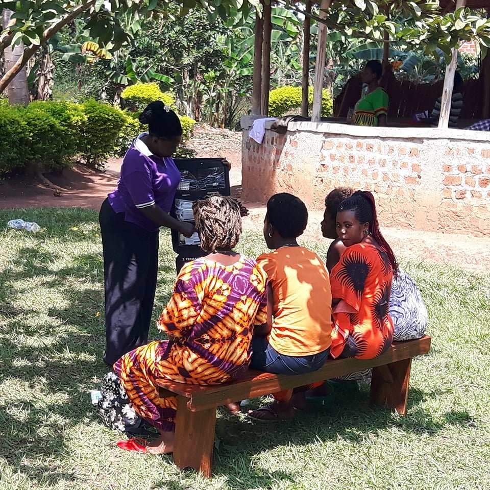 Doula Flora leads talk on family planning options