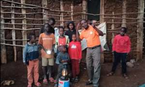 Hilonga - Solar Lantern - Visiting neighbors