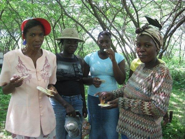 Help 35 Families Become Self-Sufficient with Honey