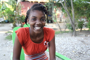 Manoucha shows off her beautiful smile