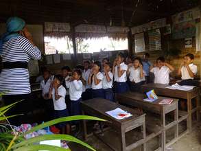 ETPC class learning a song