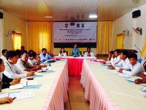 Target communes discuss project implementation