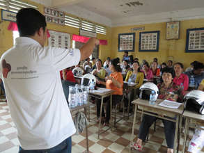 Parents learn about road safety and helmet use