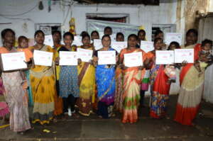 Poor_Women_Girls_learning_fashion_design