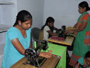 women_tailoring_program_by_nonprofit