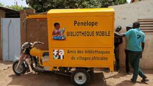 Newly painted biblio-mobile April 2018