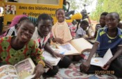 Provide reading opportunities to schoolchildren