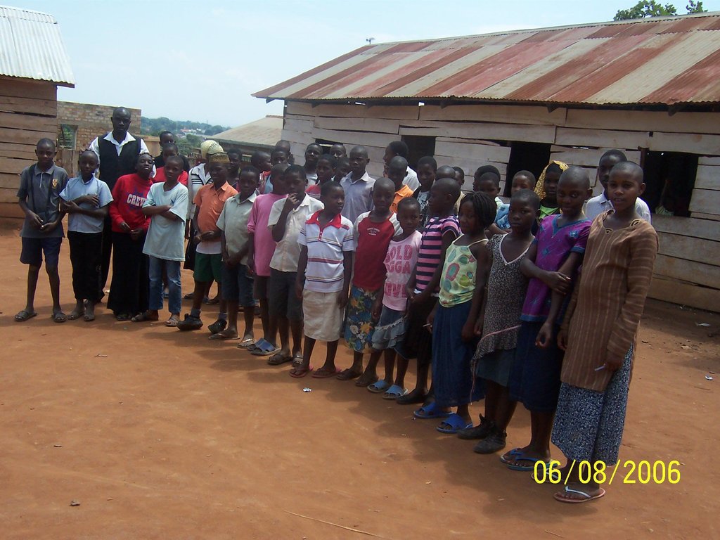 Education support to 200 ugandan orphans