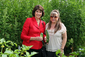 Rep. Roybal-Allard & an Eastmont Gardener