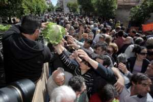 GREECE FACES HUNGER IN 21th CENTURY!