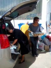 Afghanistan and Syrian people help our volunteer