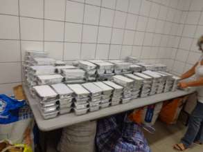 Common meals for Greek families in need