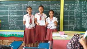 Regional math champions from Catig-Lacadon