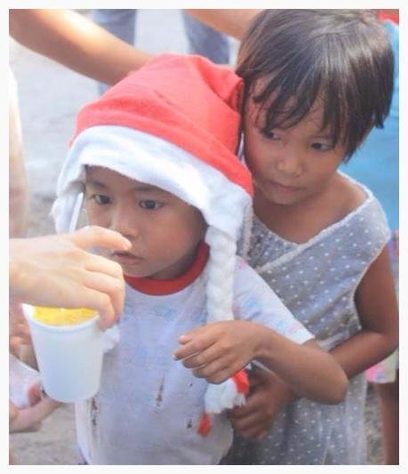 Food and Shelter for Philippine Typhoon Survivors