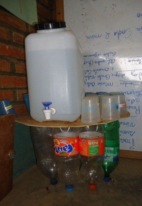 A table for storing drinking water - at no cost