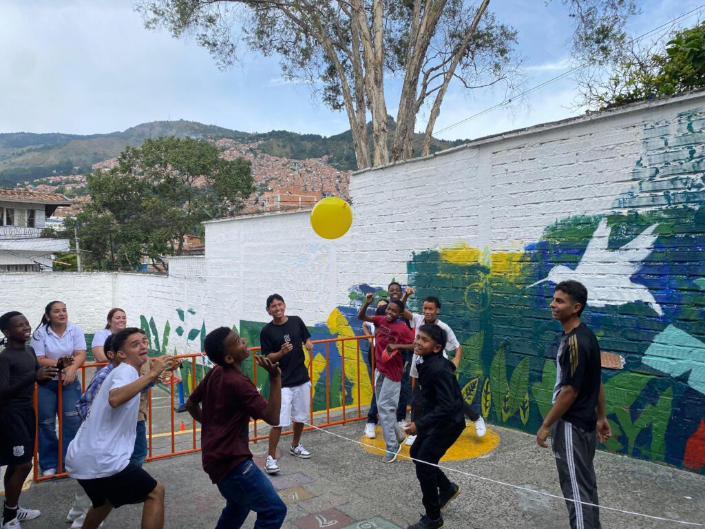 Protect 50 children with safe housing in Medellin