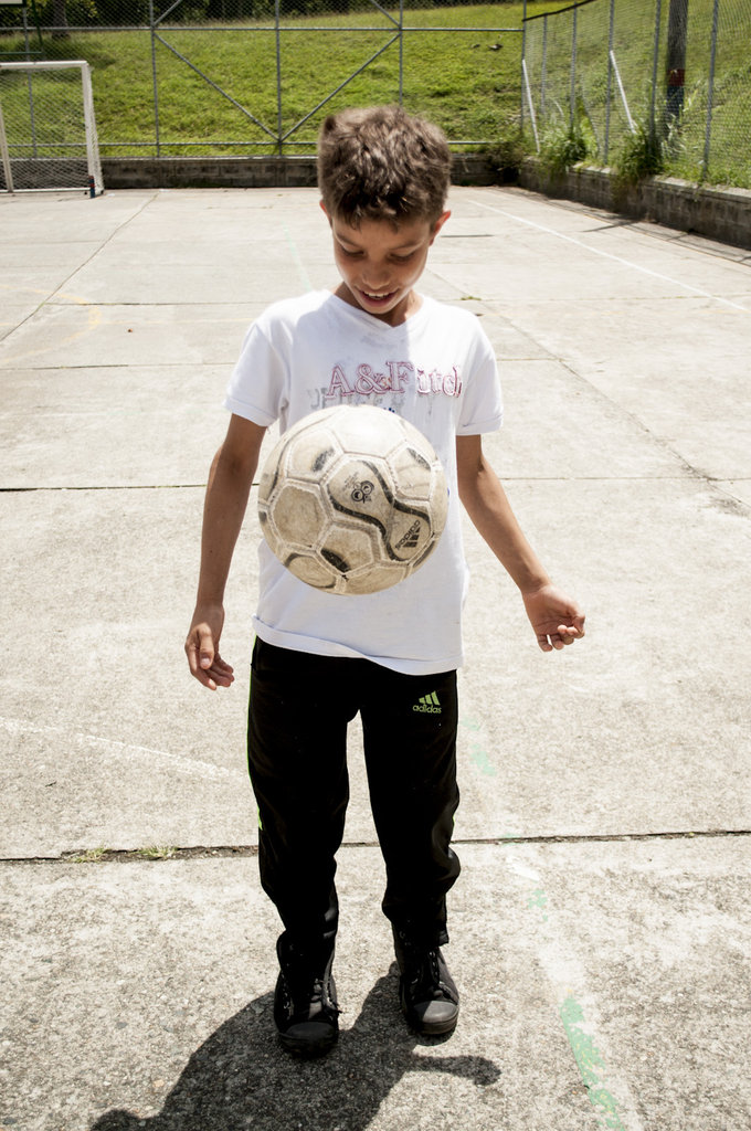 Protect 50 children with safe housing in Medellin