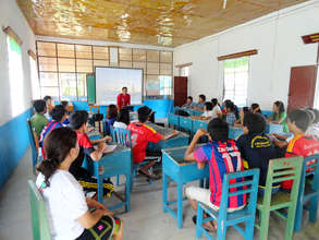 Mai Ja Yang School Computer Skills Class