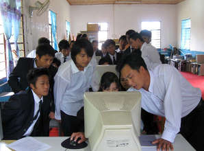 Second year students in computer skills class
