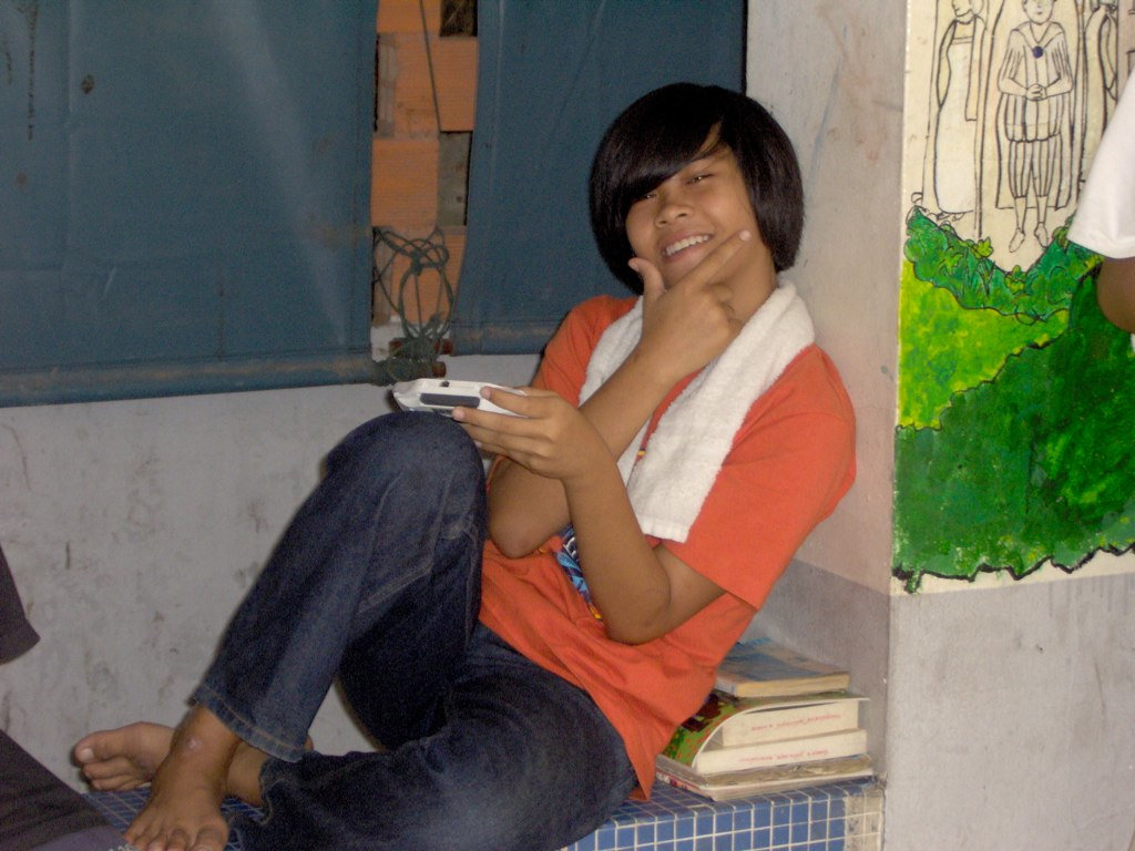 Give leadership training to 50 trafficked girls