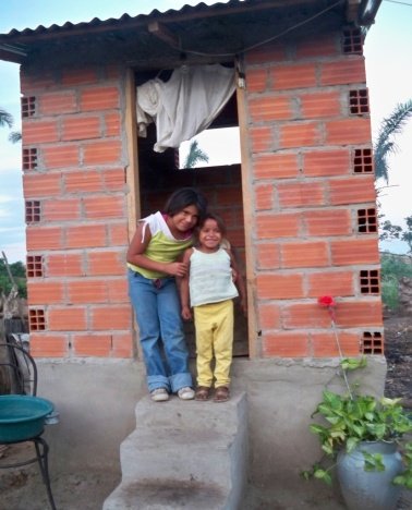 EcoLatrines for 20 Bolivian Families
