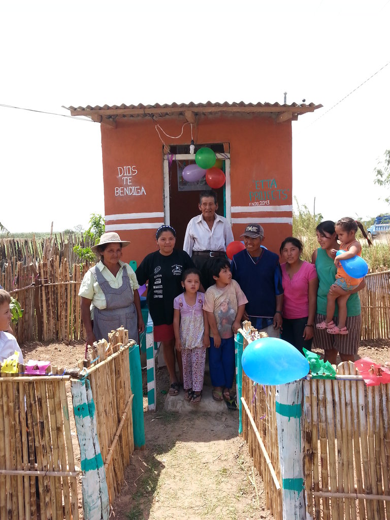EcoLatrines for 20 Bolivian Families