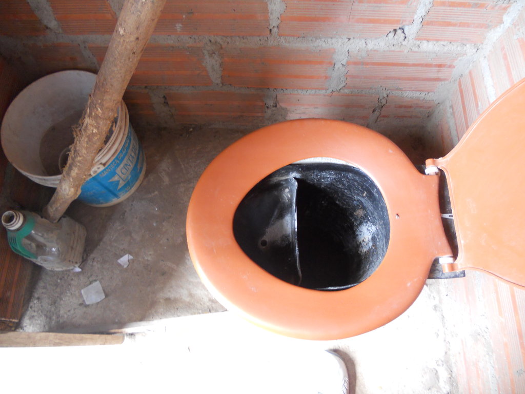 EcoLatrines for 20 Bolivian Families