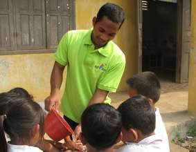 YS volunteer interacting with children
