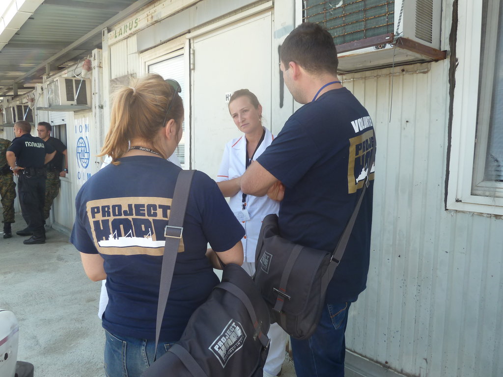 Help Provide Health Care for Syrian Refugees