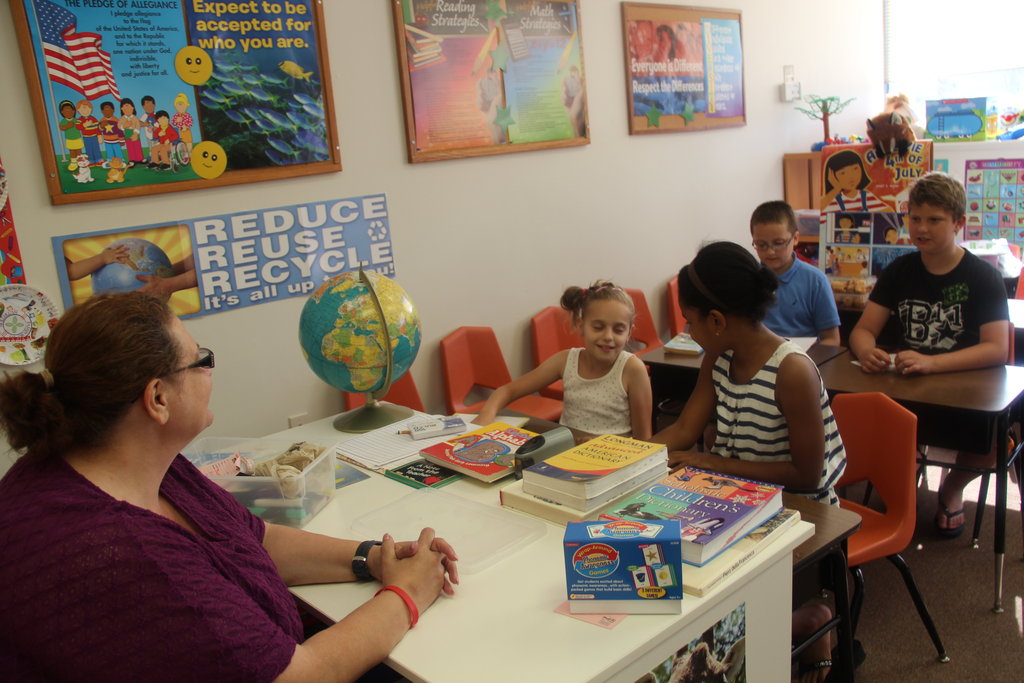 Teach 36 children with limited English to read