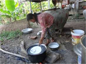 Mrs. Channy's daughter producing local noodle