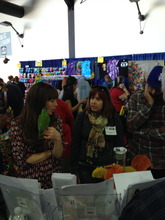 volunteer speaking to a  visitor