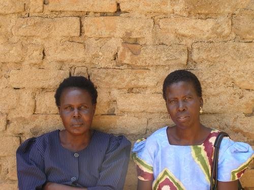 Communities in East Africa respond to HIV/AIDS