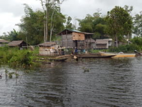 Family preparing to migrate to Kiunga for food