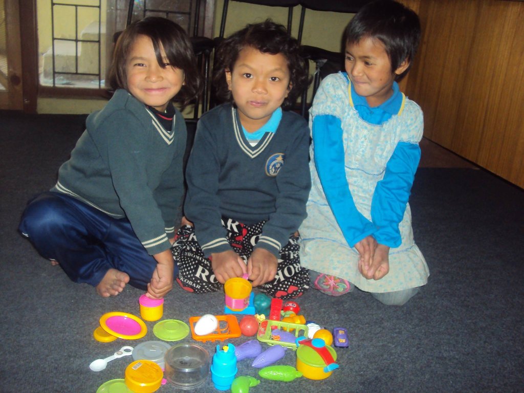 Protect orphans and abandoned children in Nepal